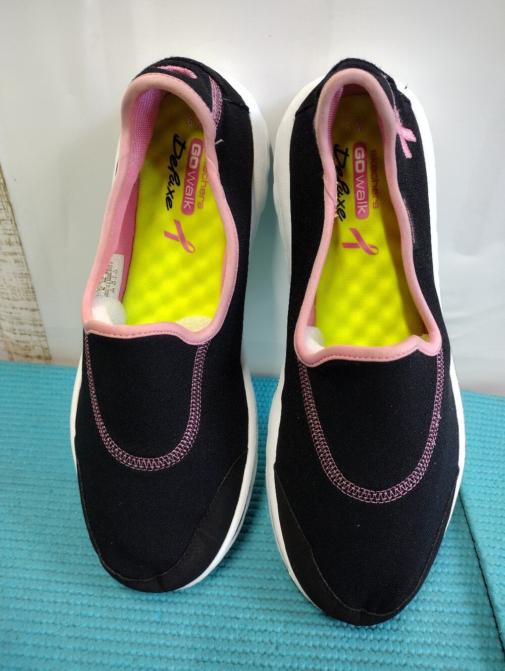 Skechers The Cure Deluxe Women's Go Walk Slip-On Sneakers Shoes - 9 - Picture 6 of 10
